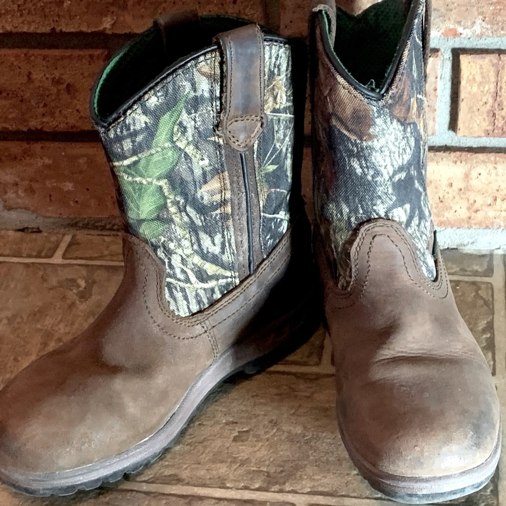John Deere boots boys size 2
